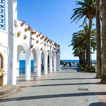 Nerja Apartamento Centro エクステリア 写真